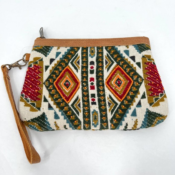 Beaded Woven Tapestry Wristlet Clutch Leather Trim Woven Small Zipper Pouch Boho - Picture 2 of 7